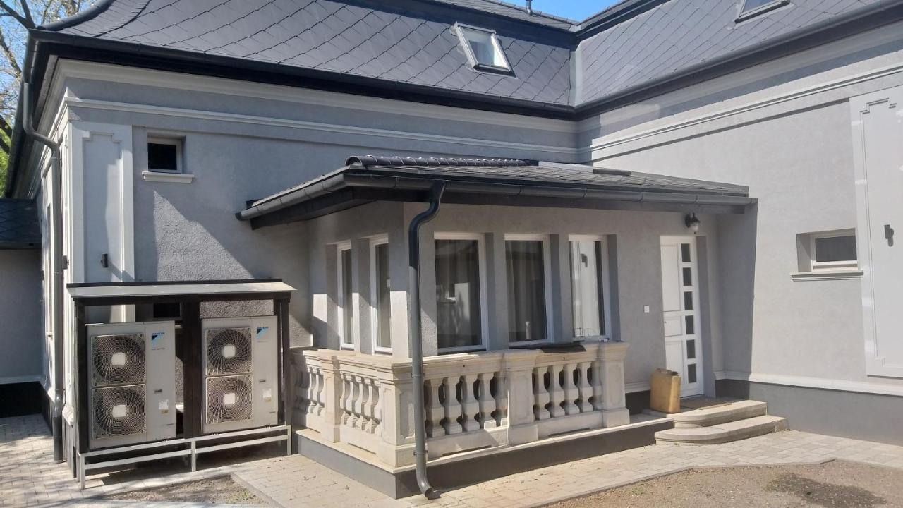 Karpatia Vendeghaz 1201 Budapešť Exteriér fotografie